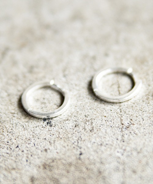 Magine(マージン)の「SV925 FLAT HOOP PIERCE(M) 14mm:シルバー フラットデザイン フープピアス(ピアス(両耳用)・メンズ・シルバー・FREE)」の9枚目の写真