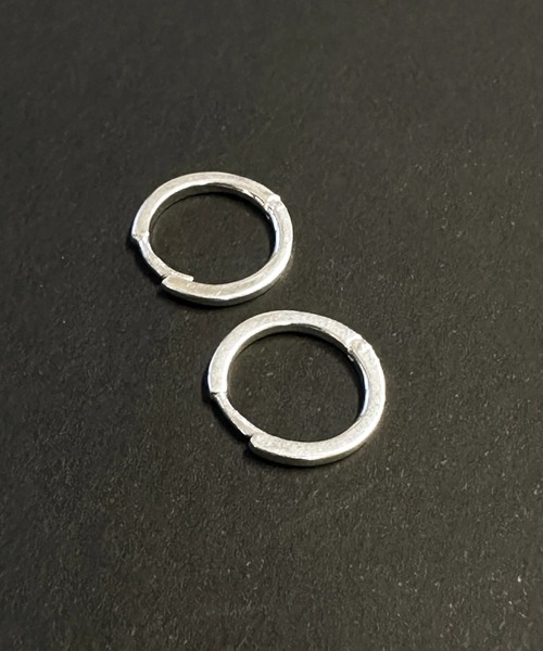 Magine(マージン)の「SV925 FLAT HOOP PIERCE(M) 14mm:シルバー フラットデザイン フープピアス(ピアス(両耳用)・メンズ・シルバー・FREE)」の8枚目の写真