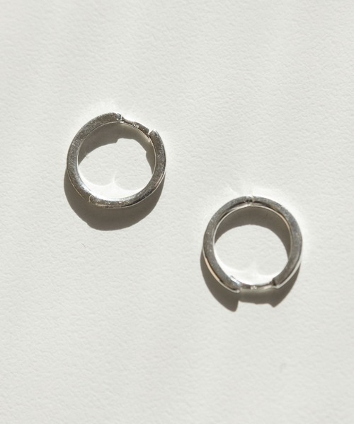 Magine(マージン)の「SV925 FLAT HOOP PIERCE(M) 14mm:シルバー フラットデザイン フープピアス(ピアス(両耳用)・メンズ・シルバー・FREE)」の4枚目の写真