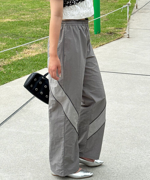 CIAOPANIC(チャオパニック)の「【ユニセックス】ウェーブ切替テックパンツ(その他パンツ・レディース・グレー/ブラック/オリーブ・MEDIUM/LARGE)」の2枚目の写真