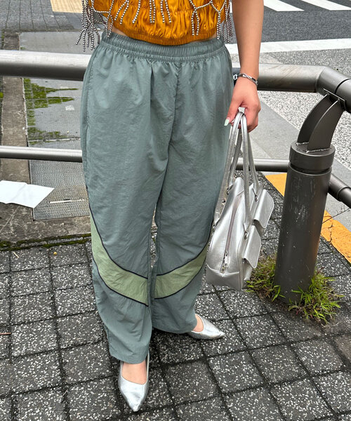 CIAOPANIC(チャオパニック)の「【ユニセックス】ウェーブ切替テックパンツ(その他パンツ・レディース・グレー/ブラック/オリーブ・MEDIUM/LARGE)」の9枚目の写真