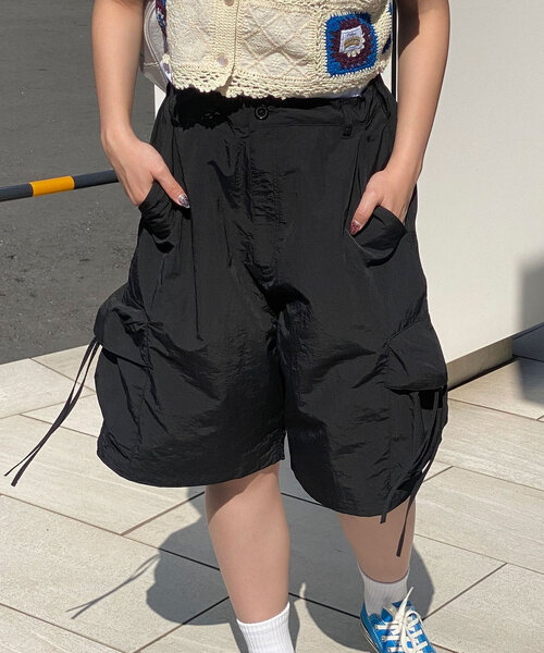 CIAOPANIC(チャオパニック)の「【ユニセックス】パフショーツ(その他パンツ・レディース・カーキ/ブラック/グレー・LARGE/MEDIUM)」の2枚目の写真