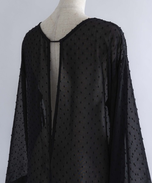 EN NEUME(エンノイム)の「Sheer Dot Tunic(シャツ/ブラウス・レディース・アイボリー/ブラック・FREE)」の9枚目の写真