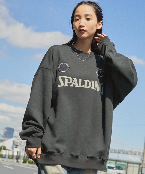 トレーナー スウェット SPALDING/スポルディング 別注 ロゴ刺繍/プリント ゲームデザインビッグシルエットプルオーバースウェット レディース SPALDING/スポルディング 別注 ロゴ刺繍/プリント ゲーム