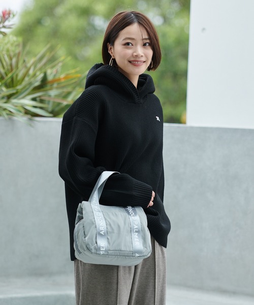 Arnold Palmer（アーノルドパーマー）の「ロゴテープ 三層 シェア ミニトート（トートバッグ・レディース・ブラック/グレー/ベージュ・F）」の3枚目の写真