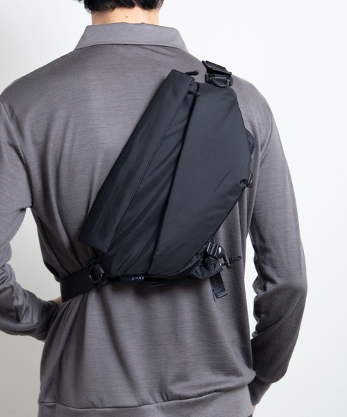 NoiR/ノアール(ノアール)の「NoiR ノアールHexa shoulder/ヘキサ ショルダーバッグ(ショルダーバッグ・メンズ・ブラック/ブラック系その他・FREE)」の6枚目の写真