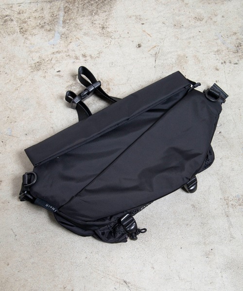 NoiR/ノアール(ノアール)の「NoiR ノアールHexa shoulder/ヘキサ ショルダーバッグ(ショルダーバッグ・メンズ・ブラック/ブラック系その他・FREE)」の15枚目の写真