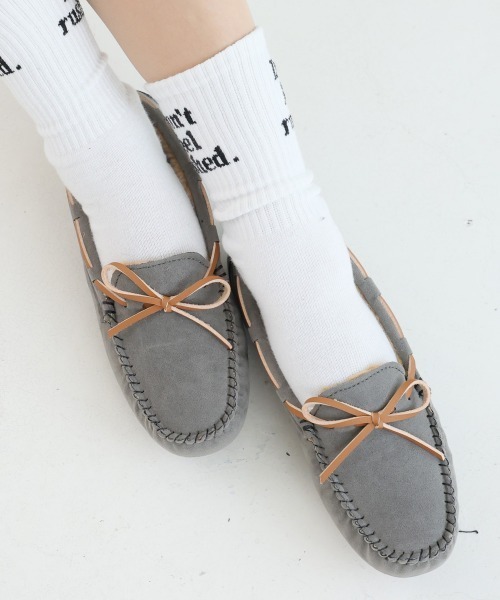 DEMETER(デメテル)の「選べる3デザイン ボリュームファー モカシンシューズ(モカシン/デッキシューズ・レディース・ブラック/グレイッシュベージュ/グレー系その他/イエロー系その他/ブラック系その他2/グレー/ブラック系その他/イエロー系その他2/グレー系その他2/キャメル/ベージュ系その他/ベージュ系その他2・S/M/L/LL)」の7枚目の写真