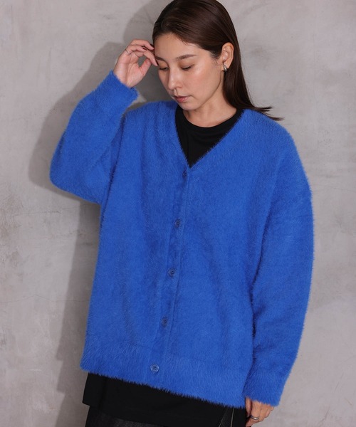 ONE'S TRUE(ワンズトゥルー)の「フェザーニットカーディガン(カーディガン/ボレロ・レディース・ブラック/ブルー/ピンク・M/L)」の14枚目の写真