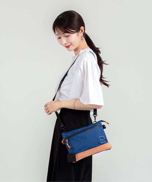 GUAPA(グアパ)の「【GUAPA】サコッシュ ショルダーバッグ(ショルダーバッグ・レディース・ホワイト/ネイビー/ブラック・FREE)」の6枚目の写真