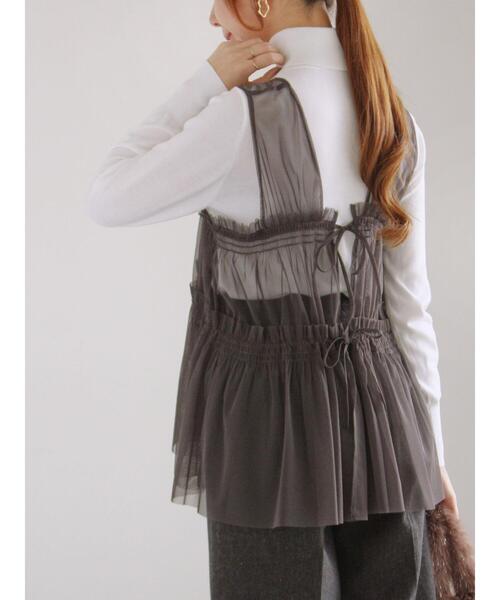 Te chichi（テチチ）の「前後2WAYチュールレイヤードベスト（シャツ/ブラウス・レディース・オフホワイト/グレー/チャコールグレー・F）」の3枚目の写真