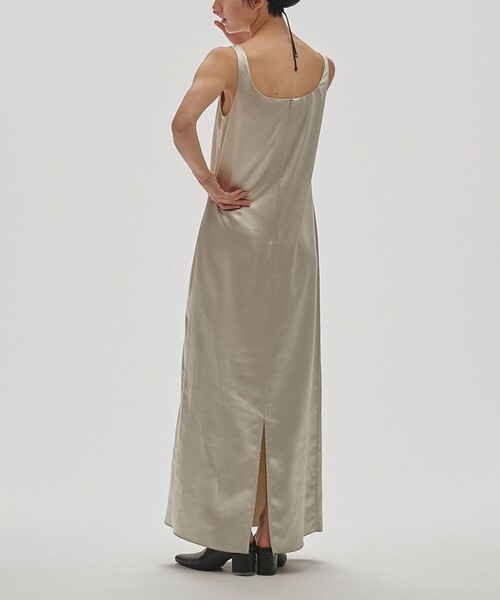 セール】【TODAYFUL/トゥデイフル】Squareneck Satin Dress/スクエア