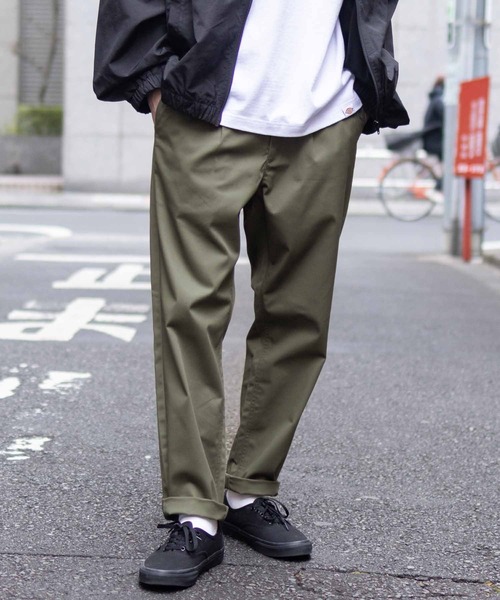 Dickies(ディッキーズ)の「【別注限定展開】DICKEIS ツイルストレッチイージーパンツ(チノパンツ・メンズ・チャコールグレー/ブラック/オフホワイト/オリーブ/ベージュ/ワンウォッシュ/ブルー系その他・XL/S/M/L)」の16枚目の写真