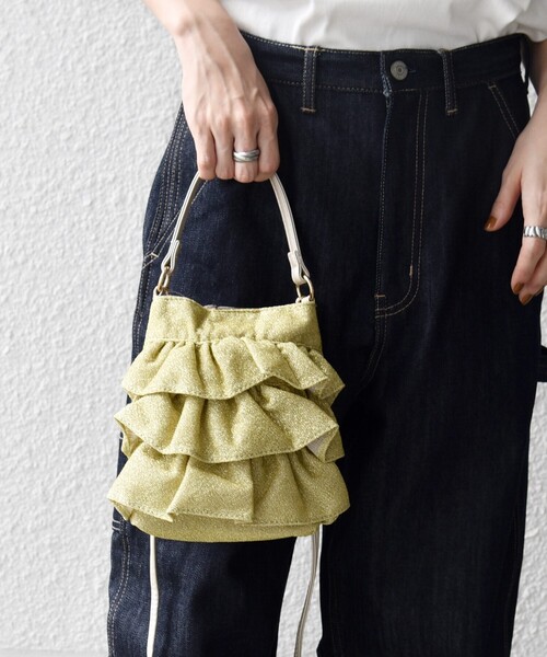 SHIPS any（シップス エニィ）の「SHIPS any: ラメ フリル ミニ ショルダー バッグ（ショルダーバッグ・レディース・シルバー/ブラック/ゴールド・ONE SIZE）」の11枚目の写真