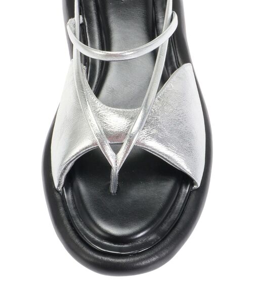 UN3D.（アンスリード）の「THONG FLAT SANDAL / トングフラットサンダル（サンダル・レディース・ブラック/シルバー/その他1・38/36/37）」の22枚目の写真