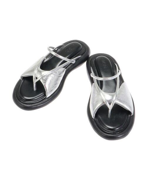 UN3D.(アンスリード)の「THONG FLAT SANDAL / トングフラットサンダル(サンダル・レディース・ブラック/シルバー/その他1・38/36/37)」の11枚目の写真