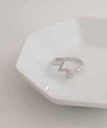 TONE SELECT GOODS（トーンセレクトグッズ）の「【float】イニシャル モチーフ シルバー リング【イニシャル展開】（リング）」