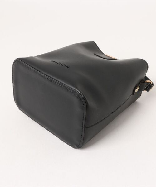 TONE SELECT GOODS（トーンセレクトグッズ）の「urbanfemine./2way ショルダーバッグ U7439（ショルダーバッグ・レディース・ダークブラウン/ブラウン/ブラック/ホワイト・FREE）」の15枚目の写真