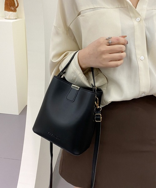 TONE SELECT GOODS（トーンセレクトグッズ）の「urbanfemine./2way ショルダーバッグ U7439（ショルダーバッグ・レディース・ダークブラウン/ブラウン/ブラック/ホワイト・FREE）」の8枚目の写真