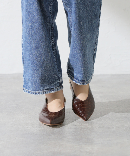 FRAMeWORK(フレームワーク)の「NEBULONI E./ネブロー二 別注型押しフラットパンプス(パンプス・レディース・ブラウン・38/37/36)」の10枚目の写真