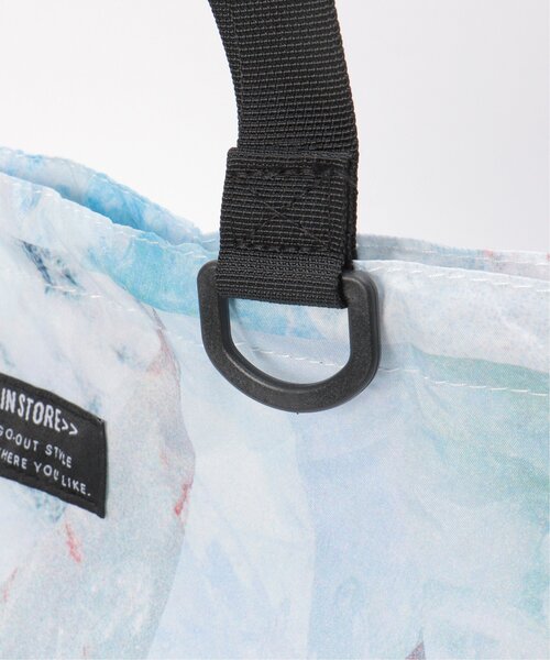 LBC（エルビーシー）の「【撥水】KiU キウ 2WAYレインバッグカバー（折りたたみ傘・レディース・ライトグリーン/ブラウン系/ピンク系/ホワイト/グレー・FREE）」の11枚目の写真