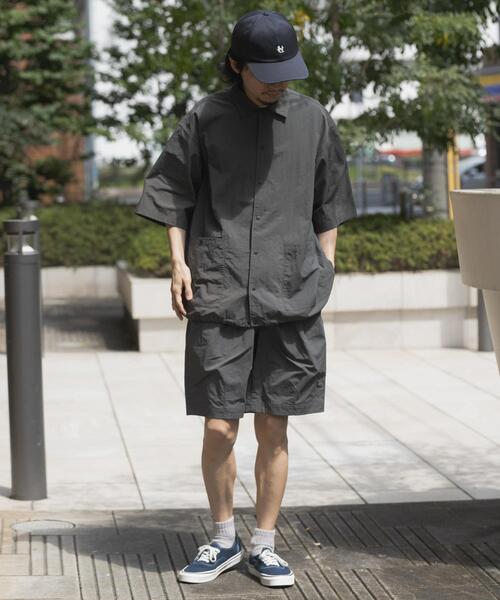 EKAL(エカル)の「UR TECHナイロンタッサーSSシャツ(シャツ/ブラウス・メンズ・ブルー/ネイビー/グレー・LARGE/MEDIUM)」の15枚目の写真