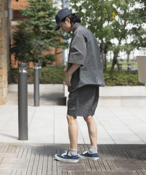 EKAL(エカル)の「UR TECHナイロンタッサーSSシャツ(シャツ/ブラウス・メンズ・ブルー/ネイビー/グレー・LARGE/MEDIUM)」の14枚目の写真