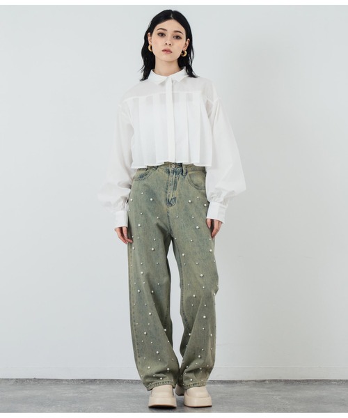 ANAP(アナップ)の「ボリュームスリーブ クロップドプリーツブラウス(シャツ/ブラウス・レディース・ブラック/ホワイト・FREE)」の7枚目の写真