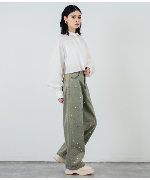 ANAP(アナップ)の「ボリュームスリーブ クロップドプリーツブラウス(シャツ/ブラウス・レディース・ブラック/ホワイト・FREE)」の5枚目の写真