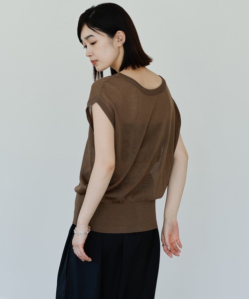select MOCA Et(セレクトモカエト)の「【Et】Double-Front Slit Button Sheer Knit Tops(ニット/セーター・レディース・ブラック/オリーブ/ブラウン・FREE)」の15枚目の写真