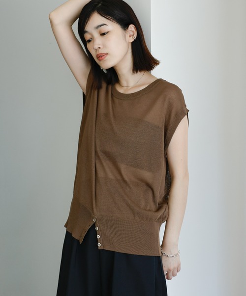 select MOCA Et(セレクトモカエト)の「【Et】Double-Front Slit Button Sheer Knit Tops(ニット/セーター・レディース・ブラック/オリーブ/ブラウン・FREE)」の14枚目の写真