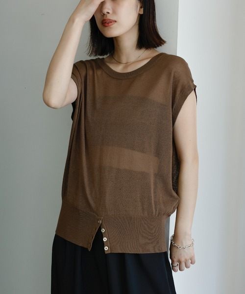 select MOCA Et(セレクトモカエト)の「【Et】Double-Front Slit Button Sheer Knit Tops(ニット/セーター・レディース・ブラック/オリーブ/ブラウン・FREE)」の20枚目の写真