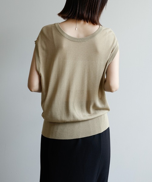 select MOCA Et(セレクトモカエト)の「【Et】Double-Front Slit Button Sheer Knit Tops(ニット/セーター・レディース・ブラック/オリーブ/ブラウン・FREE)」の12枚目の写真