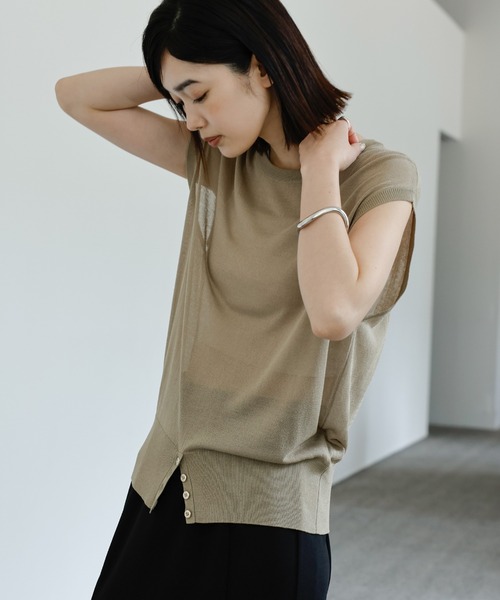 select MOCA Et(セレクトモカエト)の「【Et】Double-Front Slit Button Sheer Knit Tops(ニット/セーター・レディース・ブラック/オリーブ/ブラウン・FREE)」の7枚目の写真