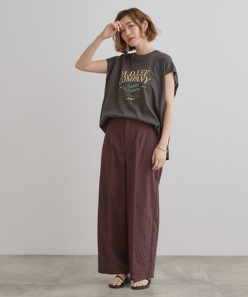 Lee(リー)の「【Lee×grove別注】PRINT SLEEVELESS T-SHIRTS(Tシャツ/カットソー・レディース・オフホワイト/チャコールグレー・01/02)」の17枚目の写真