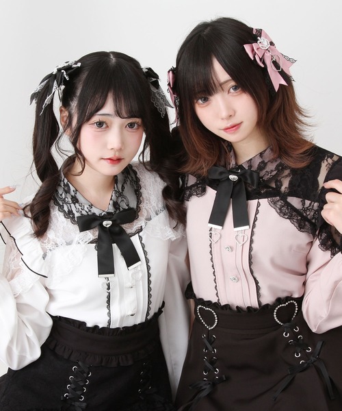 ❤ハッピーリボン(*⃙⃘´꒳`*⃙⃘)❤さま ときめき王冠ビジューレースリボン2個セットヘアクリップ