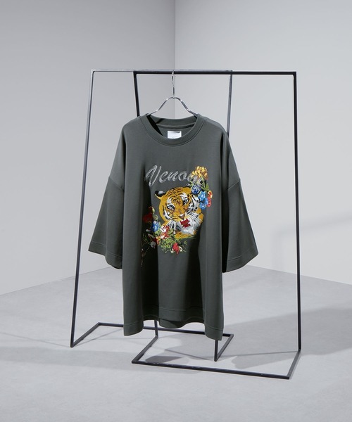 ENDER PRODUCTS(エンダープロダクツ)の「タイガー刺繍 ビッグシルエットクルーネックTシャツ【ENDER PRODUCTS/エンダープロダクツ】(Tシャツ/カットソー・メンズ・オフホワイト/ダークブラウン/スミクロ/ブラック・M/L)」の7枚目の写真