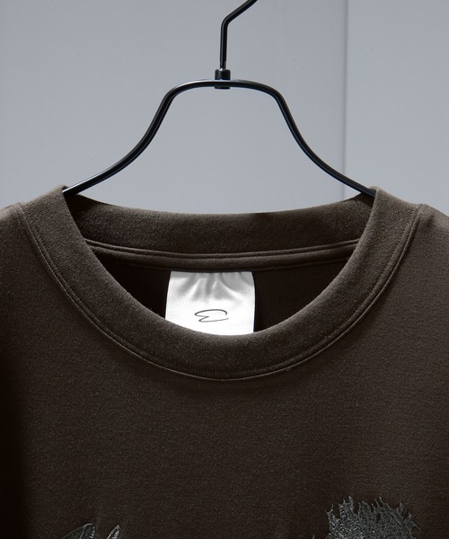 ENDER PRODUCTS(エンダープロダクツ)の「タイガー刺繍 ビッグシルエットクルーネックTシャツ【ENDER PRODUCTS/エンダープロダクツ】(Tシャツ/カットソー・メンズ・オフホワイト/ダークブラウン/スミクロ/ブラック・M/L)」の11枚目の写真