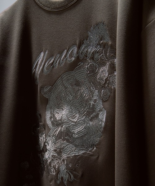 ENDER PRODUCTS(エンダープロダクツ)の「タイガー刺繍 ビッグシルエットクルーネックTシャツ【ENDER PRODUCTS/エンダープロダクツ】(Tシャツ/カットソー・メンズ・オフホワイト/ダークブラウン/スミクロ/ブラック・M/L)」の12枚目の写真