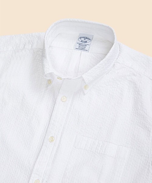 BROOKS BROTHERS(ブルックスブラザーズ)の「ストレッチコットン シアサッカー ショートスリーブ カジュアルシャツ Regular Fit(シャツ/ブラウス・メンズ・ブルー/ピンク/ホワイト・MEDIUM/SMALL/X-LARGE/LARGE)」の4枚目の写真