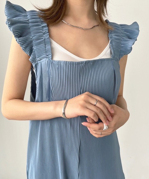 Jewelobe(ジュエローブ)の「ショルダーフリルプリーツルーズオールインワン(サロペット/オーバーオール・レディース・ブラック/ブルー・FREE)」の5枚目の写真