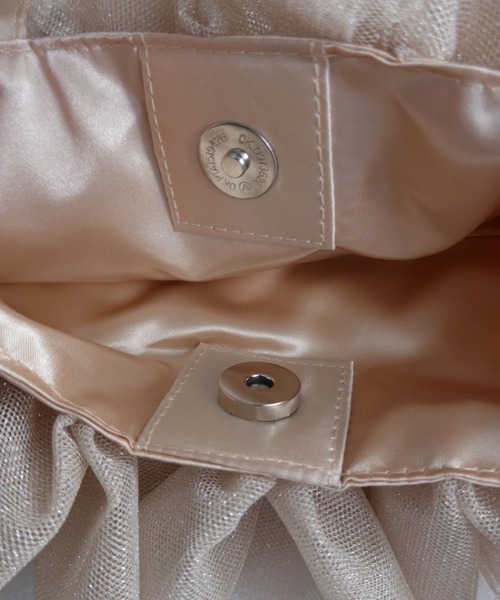 et.UNiVER(エトユニベール)の「Ruffle Bloom Tote(トートバッグ・レディース・ベージュ/ブラック・FREE)」の17枚目の写真