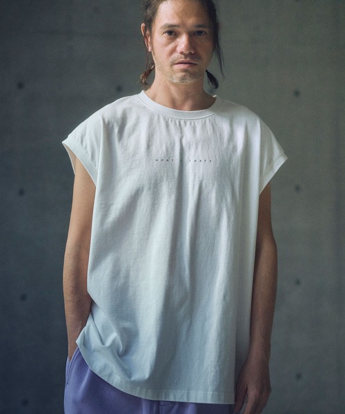 ADAM PATEK（アダムパテック）の「ADAMPATEK/paranoid sleeveless/パラノイドプリントノースリーブ(AP2514024)（Tシャツ/カットソー・レディース・パープル/ブラック/ホワイト・1/2）」の8枚目の写真