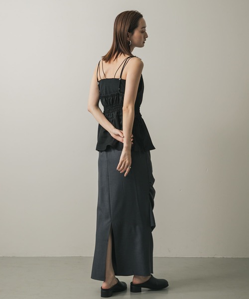 SENSE OF PLACE by URBAN RESEARCH（センスオブプレイスバイアーバンリサーチ）の「ホルターネックキャミトップ（キャミソール・レディース・チャコールグレー/ベージュ/ブラック・ONE）」の8枚目の写真