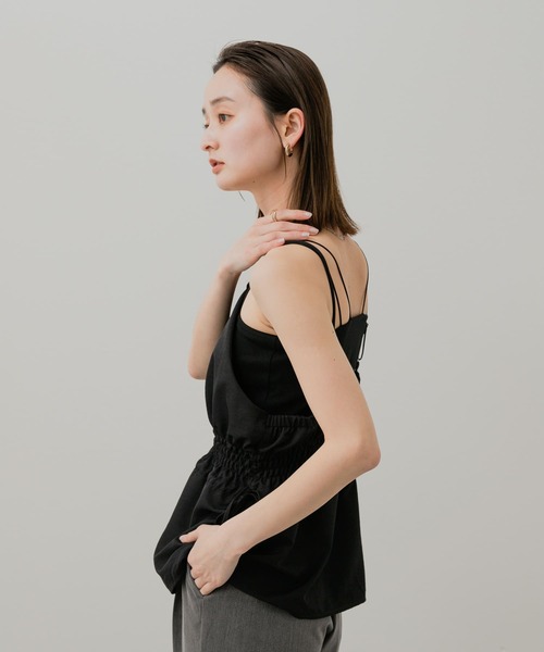 SENSE OF PLACE by URBAN RESEARCH（センスオブプレイスバイアーバンリサーチ）の「ホルターネックキャミトップ（キャミソール・レディース・チャコールグレー/ベージュ/ブラック・ONE）」の11枚目の写真