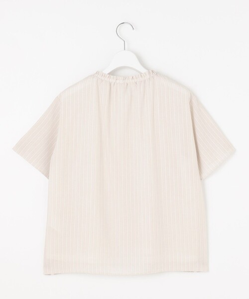 J.PRESS(ジェイプレス)の「【洗える】シアーストライプ&チェック ブラウスライク カットソー(Tシャツ/カットソー・レディース・ベージュ系1/ホワイト系1/グレー系3/ダークブラウン系3・MEDIUM/LARGE)」の6枚目の写真