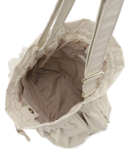 grove(グローブ)の「【晴れの日も雨の日も】撥水ティアードドロストショルダー(ショルダーバッグ・レディース・ダークグレー/アイボリー/ブラック・00)」の19枚目の写真