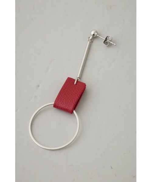 AZUL by moussy(アズールバイマウジー)の「フェイクレザーバイカラーアシンメトリーピアス(ピアス(両耳用)・レディース・ライトブルー/ホワイト/ライトグレー・FREE)」の21枚目の写真