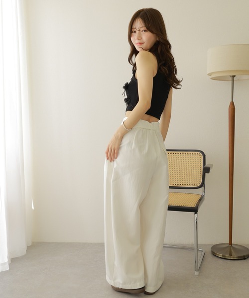 LAULEN（ローレン）の「belted ballon wide pants /ベルト付き タック バルーン ワイド パンツ（その他パンツ・レディース・ホワイト/ネイビー・M/S）」の7枚目の写真