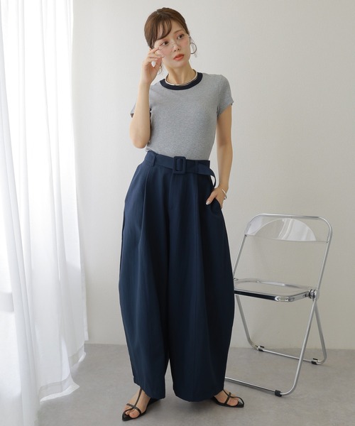 LAULEN（ローレン）の「belted ballon wide pants /ベルト付き タック バルーン ワイド パンツ（その他パンツ・レディース・ホワイト/ネイビー・M/S）」の9枚目の写真